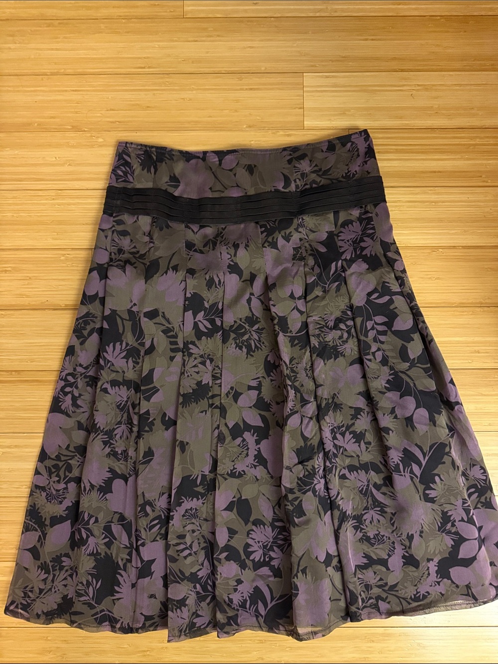 Apriori Women's Floral Pleated Skirt - Purple/Olive